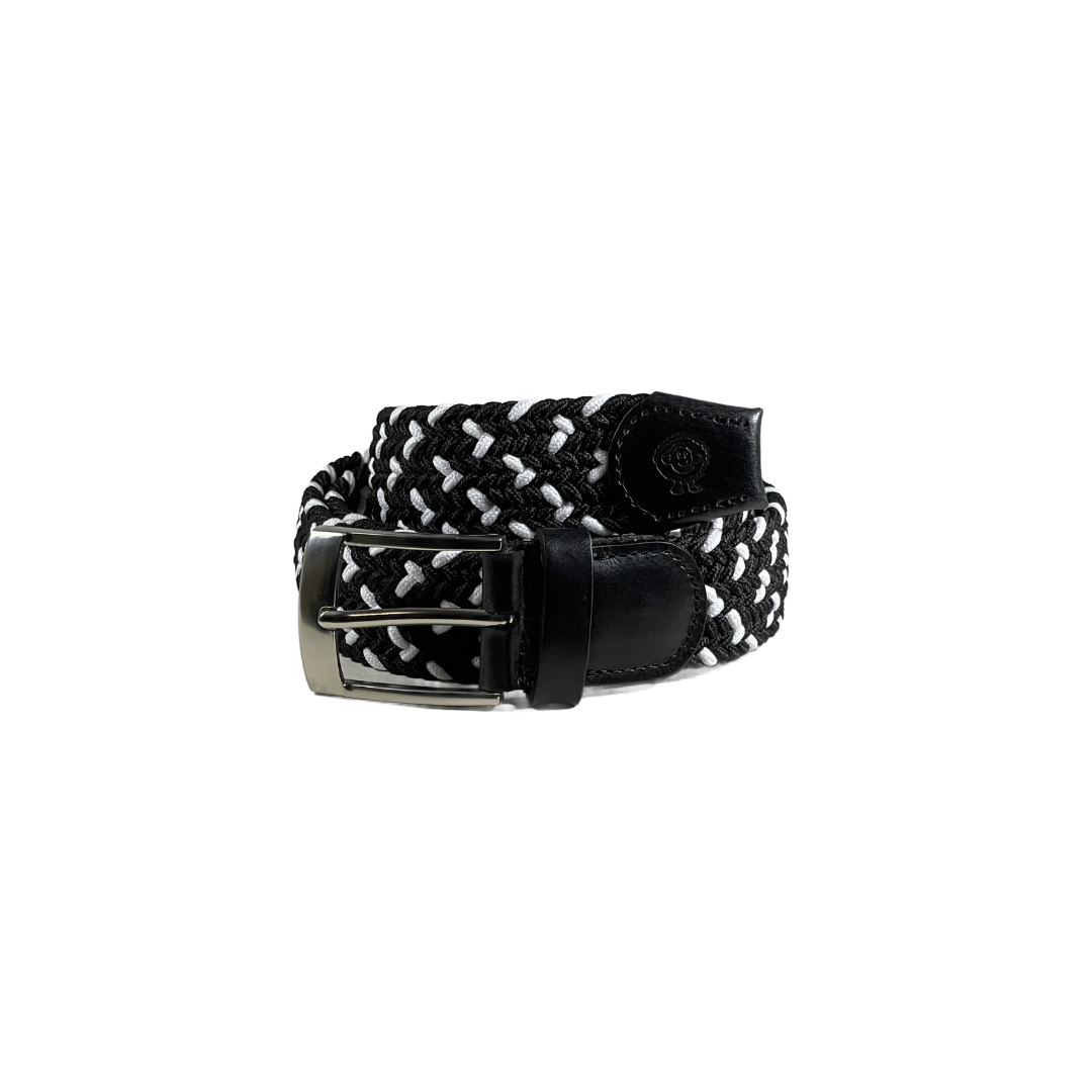 Correa Black & White